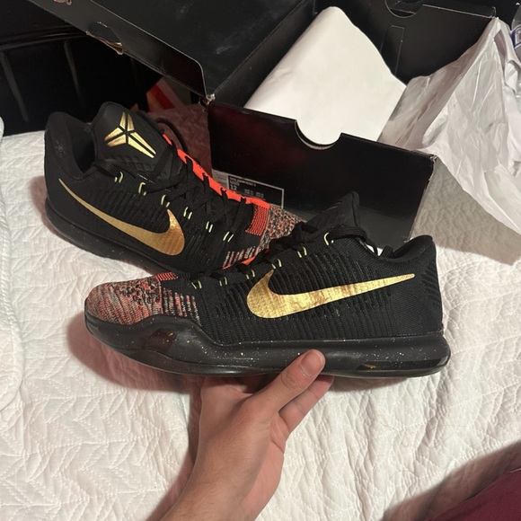 kobe x elite xmas